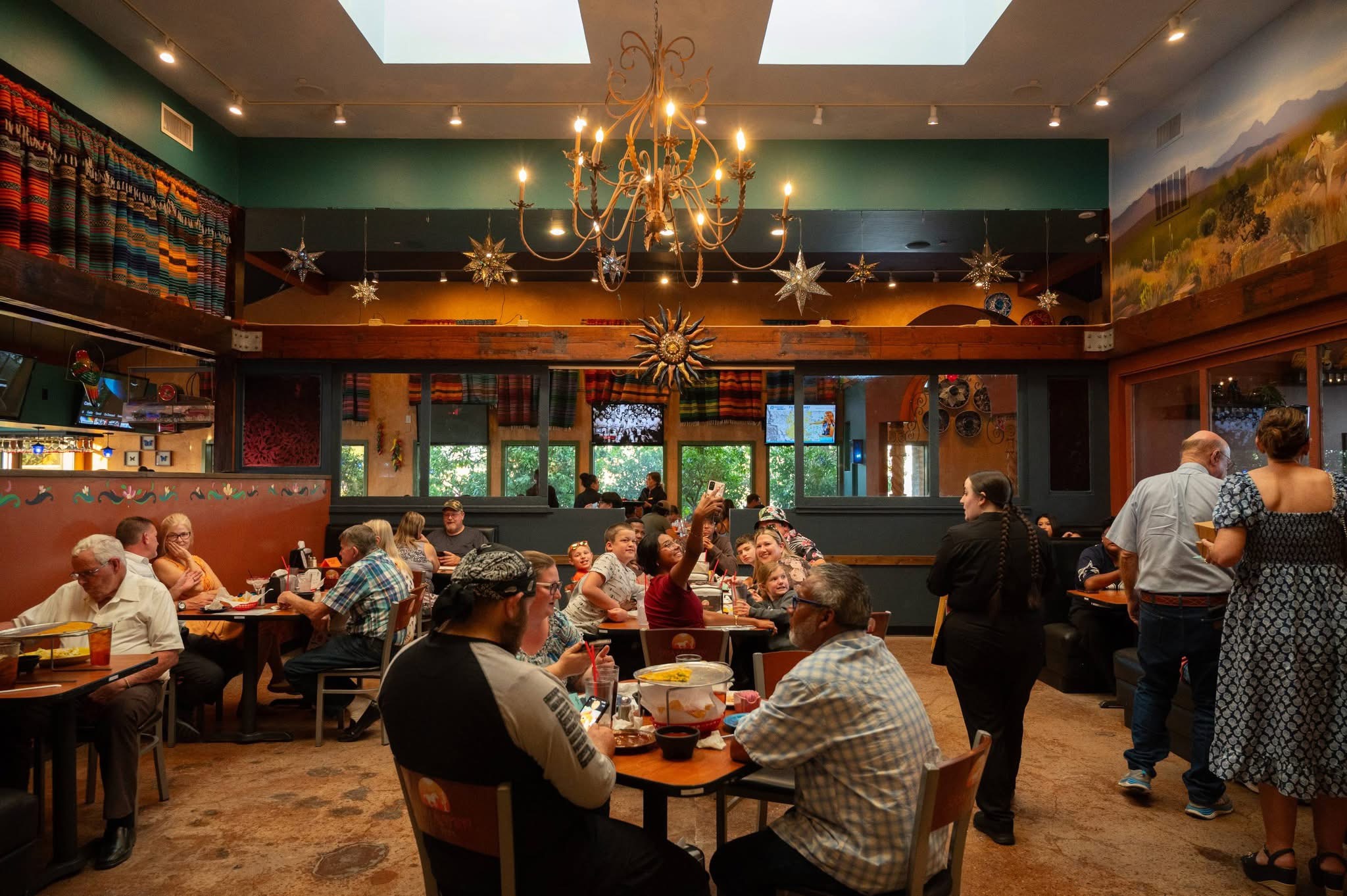 Casa Palomino dining room